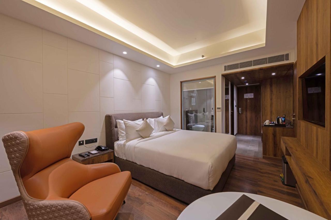 The Fern Royal Farm Resort, Anjar Luaran gambar