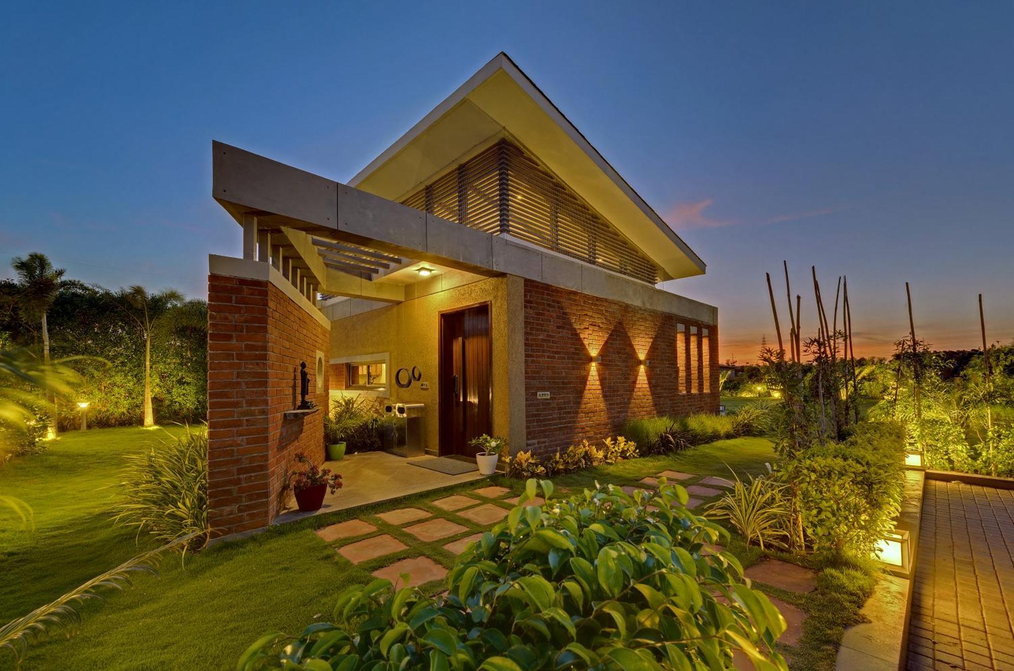 The Fern Royal Farm Resort, Anjar Luaran gambar
